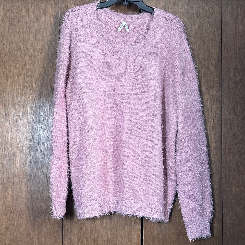 Mudd Soft Pinkish mauve Crew Neck Sweater. Plus size 2.